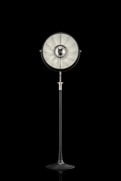 Lampada da terra Fortuny Atelier 41 nera e foglia argento