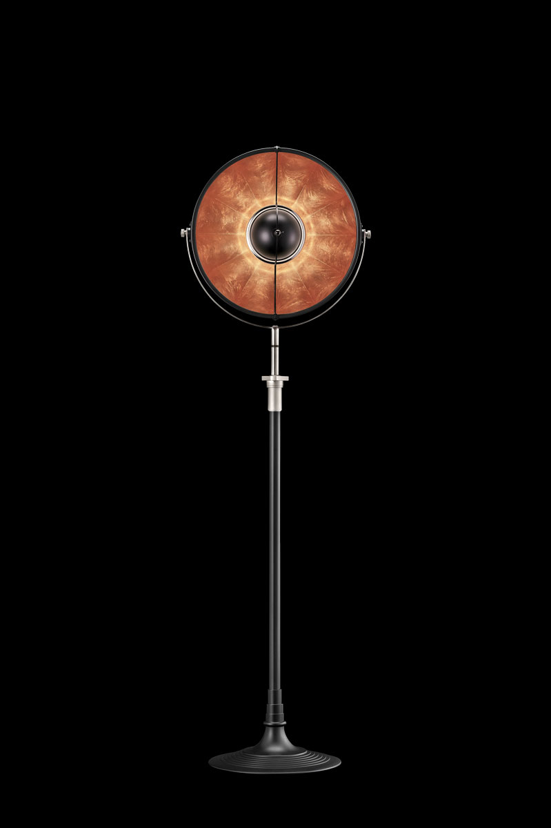 Lampada da terra Fortuny Atelier 41 nera e foglia rame