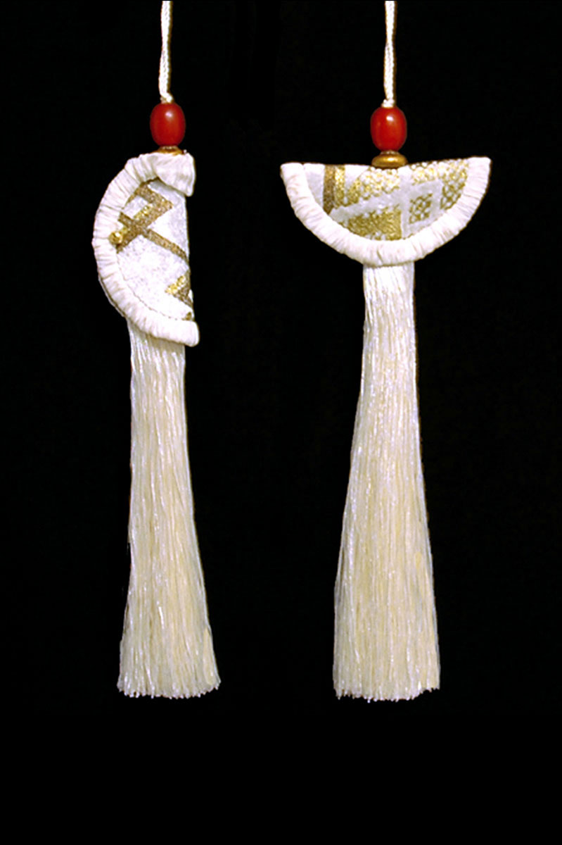 Venetia Studium couple of white Geisha & Samurai key tassels
