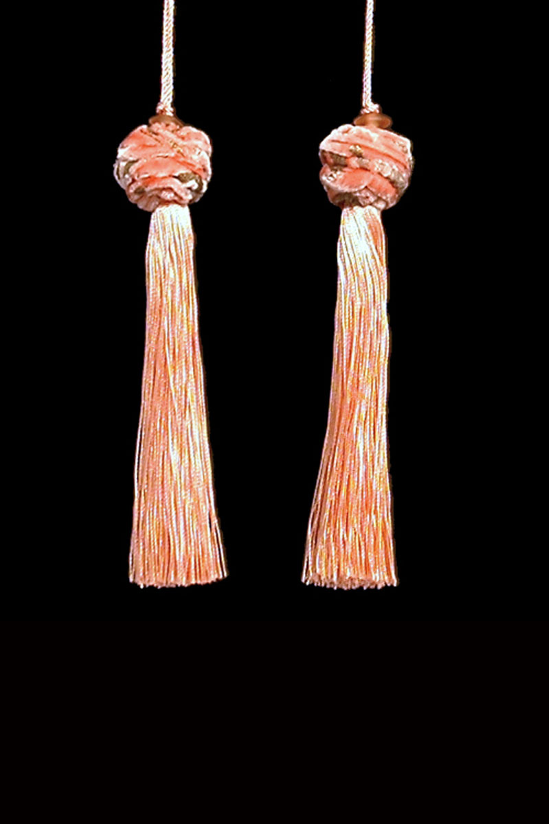 Venetia Studium Turbante couple of shell pink key tassels