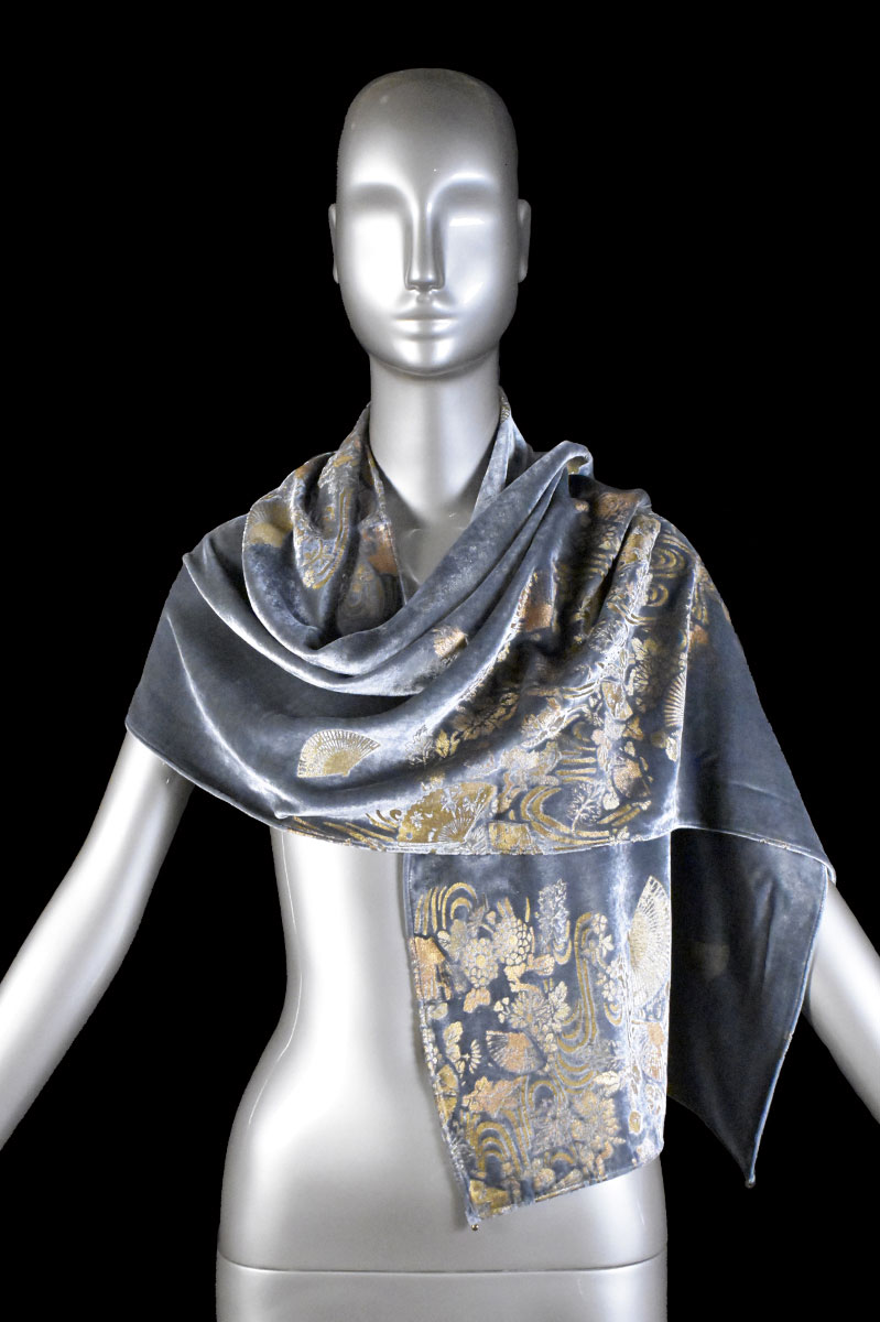 Sciarpa Fortuny in velluto stampato con perle in vetro di Murano